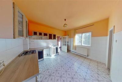 Apartament cu 2 camere decomandat în Gării