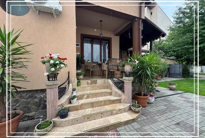 Vila renovat de vanzare D+P curte proprie 774 mp, semicentral Arad - 1