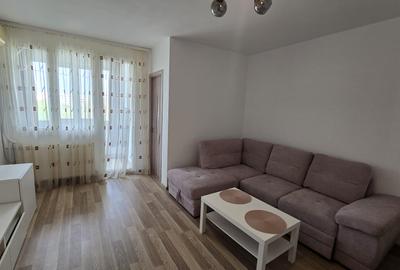 Inchiriere garsoniera semidecomandata,PRIMA INCHIRIERE,metrou Aparatorii Patriei - 13