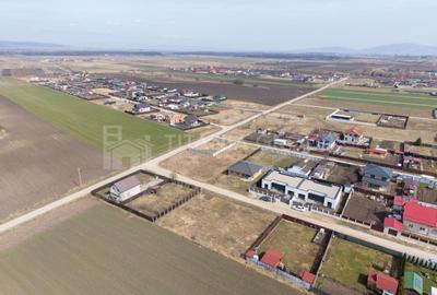 Teren 500 mp, împrejmuit, curent și internet pe teren, cu proiect și autorizație - 14