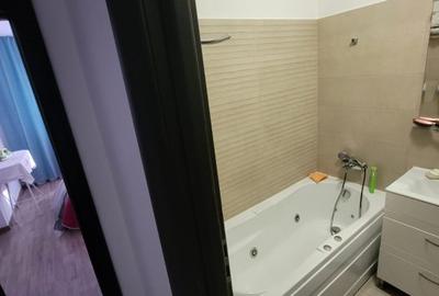 Inchiriez apartament 2 camere lux  spatios; parc si metrou, bloc nou - 5