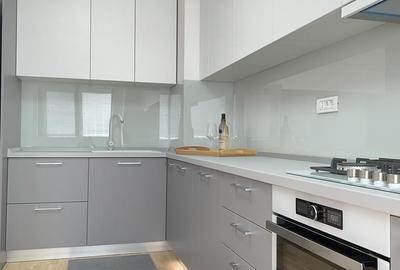Apartament spatios 3 camere ~ Etaj 1/3 ~ Loc parcare ~ Terasa 17 mp - 12