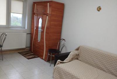 Garsoniera in stare buna Crinul de Padure Parc Drumul Taberei - 1