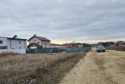Teren Construcții intravilan de 350 mp, în Dragomirești-Vale