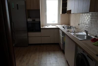 Apartament 2 camere decomandat etaj intermediar zona Astra - 3