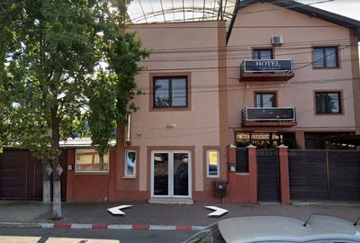 Spațiu comercial, de 600 mp, în Central