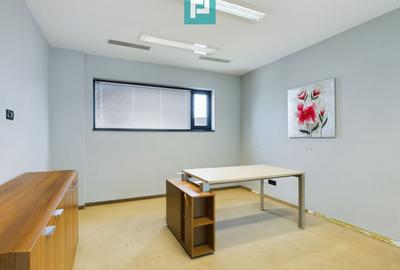 Spațiu comercial modern cu parcare proprie - 19