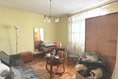 Două camere, situat în zona Vlahuță - 6