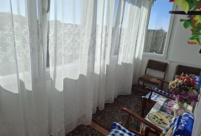 De inchiriat apartament cu 3 camere in Tudor - 5