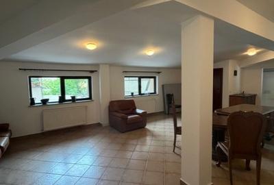 Vila Arc de Triumf office - 4