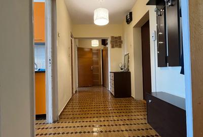 Apartament 2 Camere,Unirii, Metrou,bl.1996,DECOMANDAT,Amenajat,3 balcoane - 30