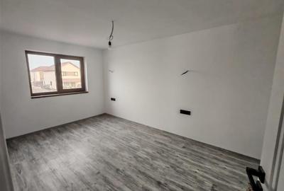 Casa duplex de vanzare Izvor/Tarlungeni 135000 Eur +tva - 13
