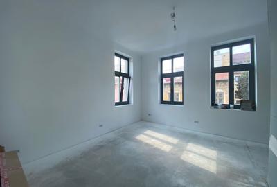 Vila NOUA cu arhitectura Interbelica | Piata Victoriei - 5