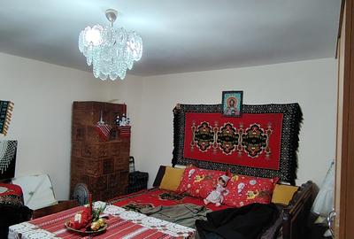 Casa cu etaj zona Donici-Imparat Traian - 4