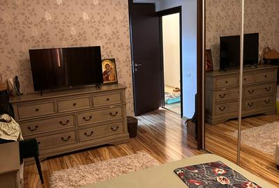 Apartament cu 3 camere decomandat în Kamsas