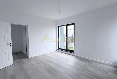 Casa Individuala - 4 camere - 2 bai - 550mp teren - 11
