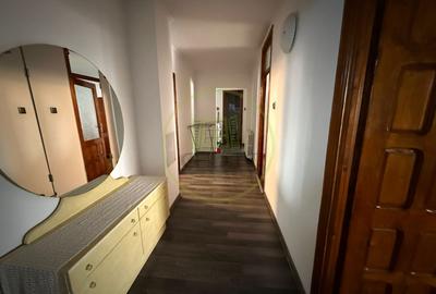 Apartament 4 camere, 96 mp, Cartierul 1 Mai, Zona Pelendava - 15