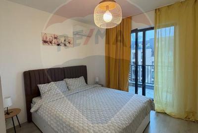 Apartament cu 2 camere semidecomandat, mobilat în Pipera