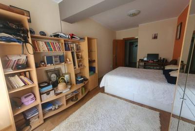 De vanzare – Apartament 3 camere -Complex Vega, Strada Tecuci - 8