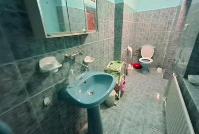 Apartament 4 camere la casa Cisnadie - 8