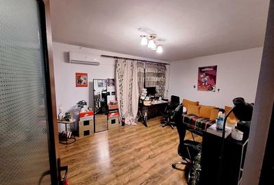 2 camere decomandat 54 mp + 2 balcoane | Eden – Inel I | Etaj 4 | Potențial mare - 4