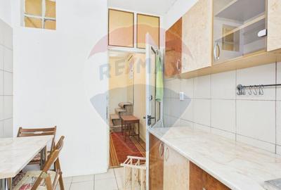 Etaj de casa interbelica, 3 camere, in inima Bucurestiului - 16