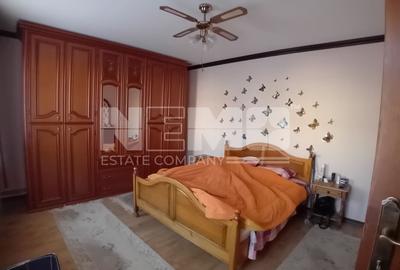 Casă individuală cu 3 camere în Central