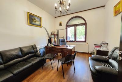 0 COMISION  8 camere 3 bucatarii 3 bai 281 mp Barbu Vacarescu Stefan cel Mare - 4
