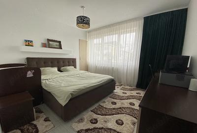 Apartament cu 3 camere semidecomandat, mobilat în Baciu