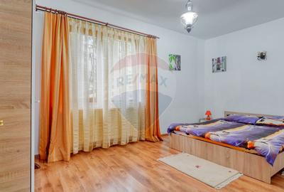 Vilă de vânzare în Predeal – vedere panoramică către pârtia de schi - 20