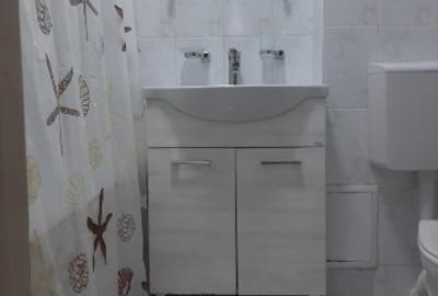 Inchiriez apartament 2 camere Ghe Magheru - 5