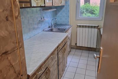 Apartament cu 2 camere semidecomandat, mobilat în Centrul Civic