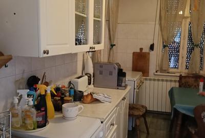 Casa interbelica, renovata total, centrul Perisului, cu vedere la lacul Cocioc - 8