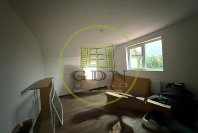 Casa P+M, 375 MP teren, 114,78 MP utili, comuna Malu Mare, zona Damila - 5