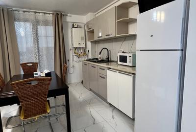 -Garsoniera lux mobilata si utilata complet in primul rand la mare - 5