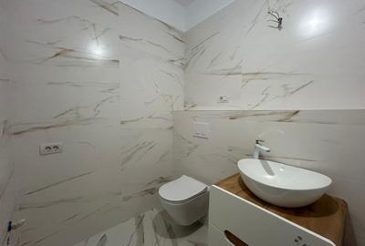 Apartament cu 2 camere nedecomandat în Rahova