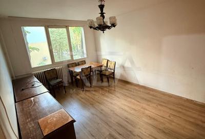 Apartament cu 3 camere decomandat în Drumul Taberei