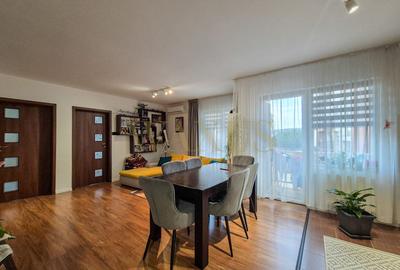 Apartament cu 3 camere semidecomandat în Florești