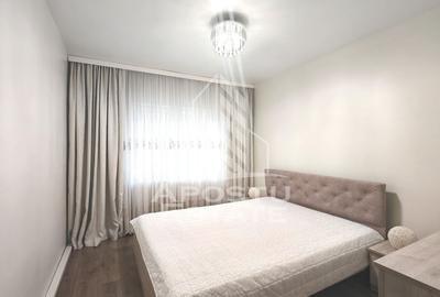 Apartament de vanzare, 4 camere, 2 bai, etajul 1, centrala proprie, Lipovei - 10