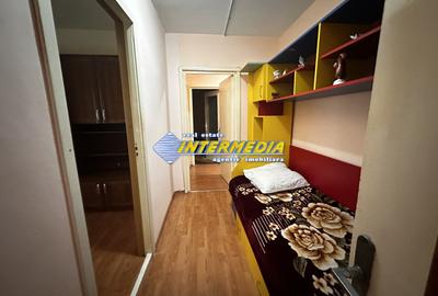 Apartament cu o camera de inchiriat Cetate etaj 2 - 4