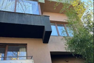 Casă individuală cu 5 camere în Băneasa