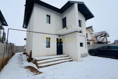 Casă cu 4 camere în Berceni