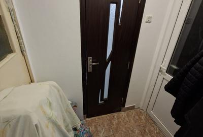Apartament cu 2 camere, decomandat, etajul 3/4, zona Podu Ros - 6