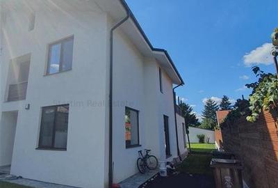 P+1E,Damaroaia-Jiului,vila noua,moderna,4camere,suprafete vitrate mari - 2