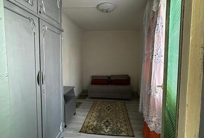 Apartament 3 camere de închiriat – zona Școala 8 – Piața I.L. Caragiale - 8