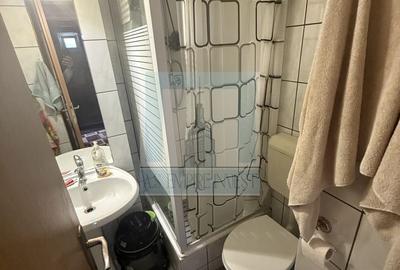 Ap. 4 camere, 81 mp utili, 2 bai, 2 balcoane - zona cartier Triaj - 15