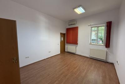 Apartament 3 camere decomandat in vila - 4