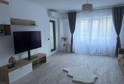 Apartament cu 3 camere situat in zona Calea Calarasilor-metrou Piata Muncii - 1