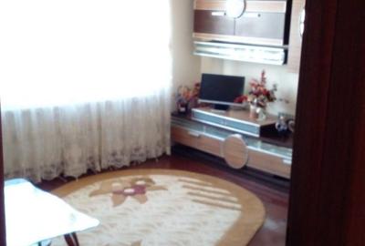 Apartament 3 Camerte Zona 13 Septembrie - 8