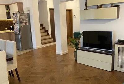 Casă individuală cu 5 camere în Central